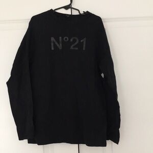 N21 raglan sleeves logo tee size 10 yrs